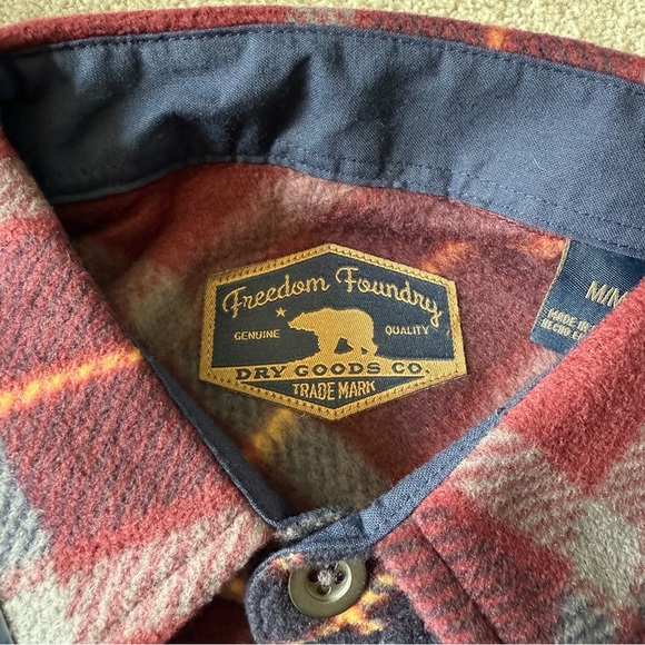 Freedom Foundry mens soft fleece flannel button down shirt size medium- NWT - Picture 11 of 12